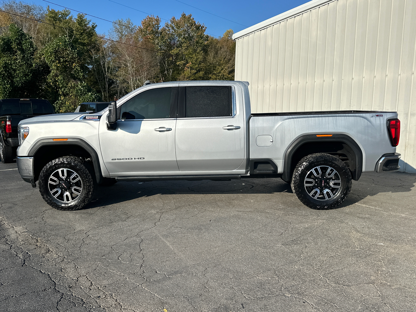 2023 GMC Sierra 2500HD SLE 9