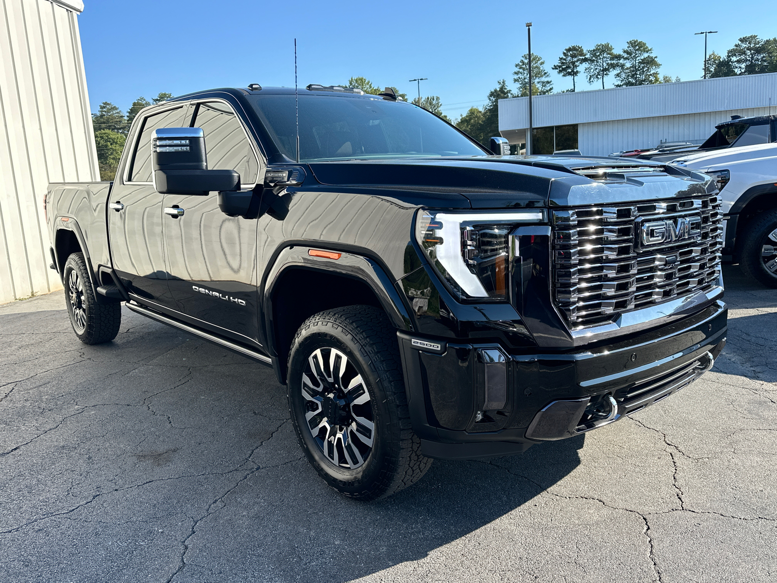 2024 GMC Sierra 2500HD Denali Ultimate 4