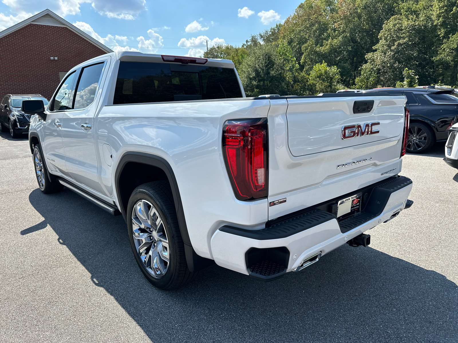 2025 GMC Sierra 1500 Denali 9