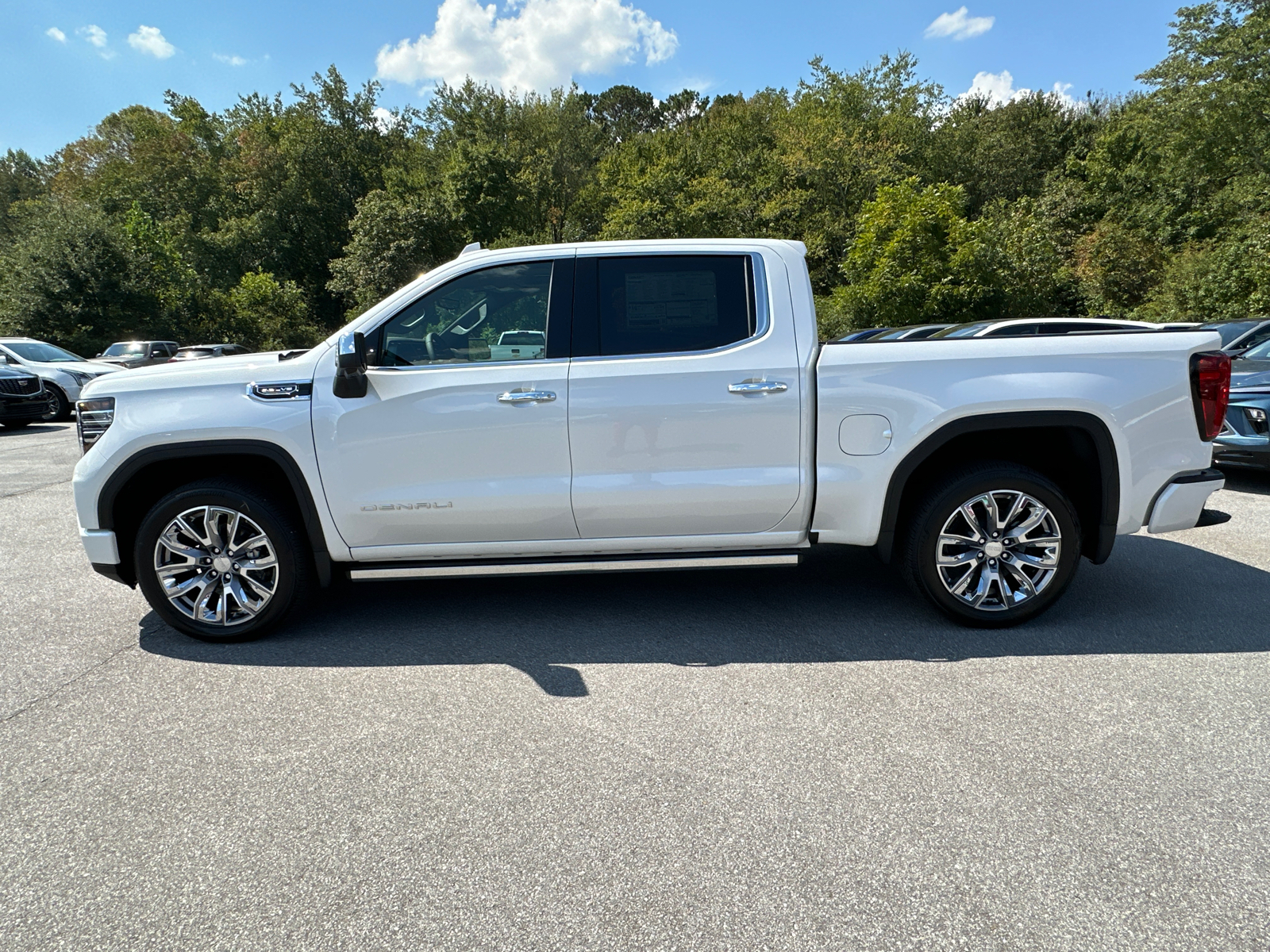 2025 GMC Sierra 1500 Denali 10