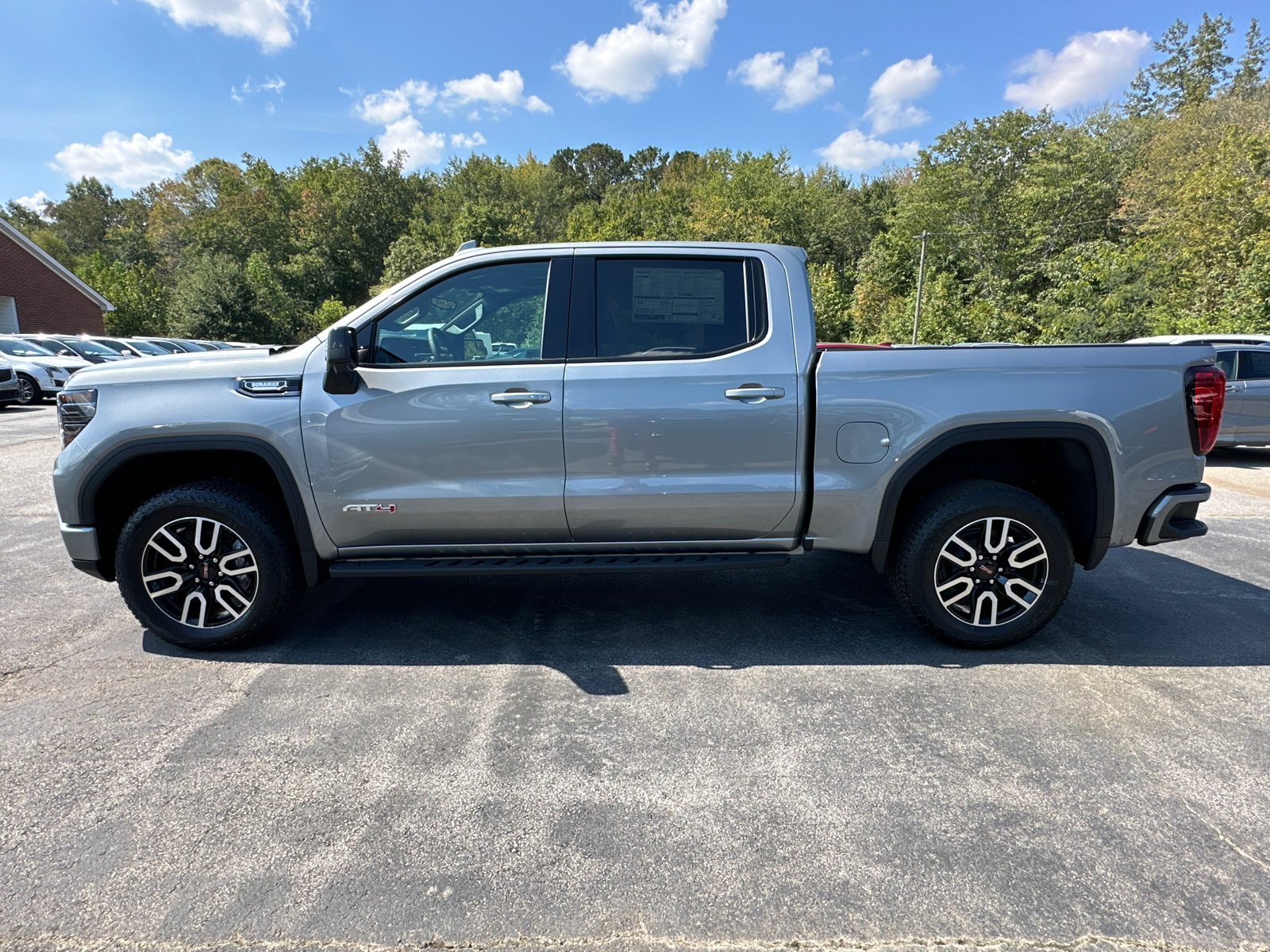 2025 GMC Sierra 1500 AT4 10