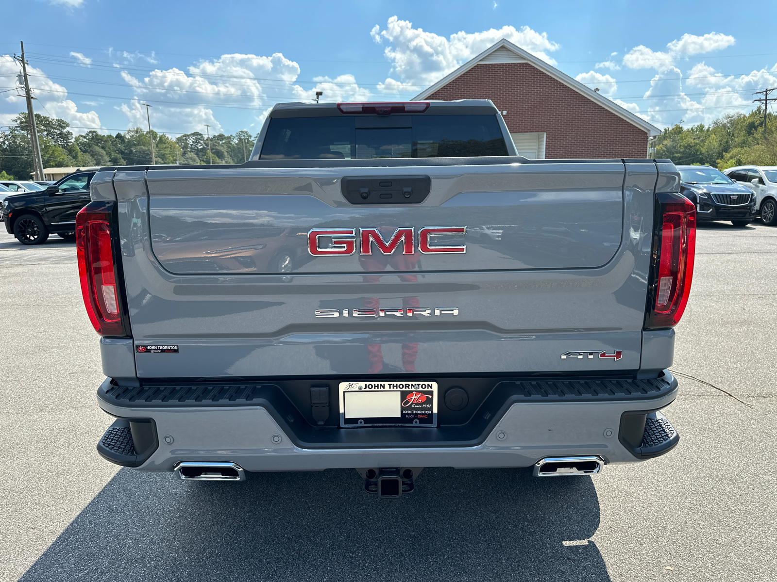 2025 GMC Sierra 1500 AT4 8