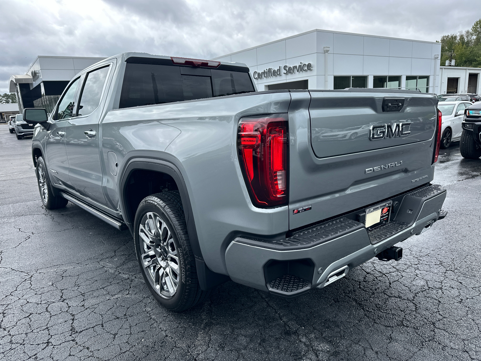 2025 GMC Sierra 1500 Denali Ultimate 9