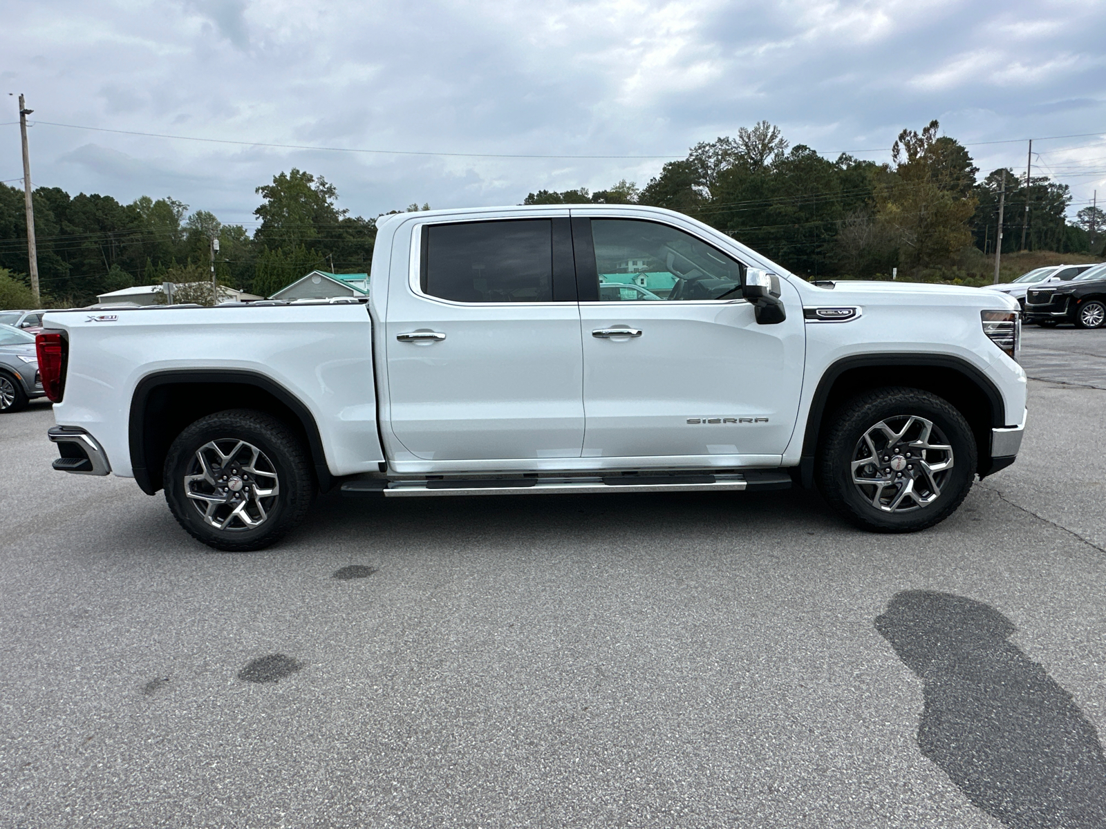 2025 GMC Sierra 1500 SLT 5