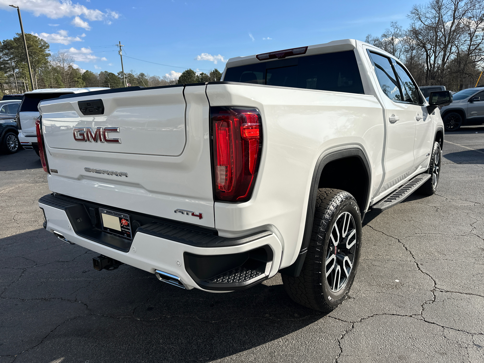 2023 GMC Sierra 1500 AT4 6