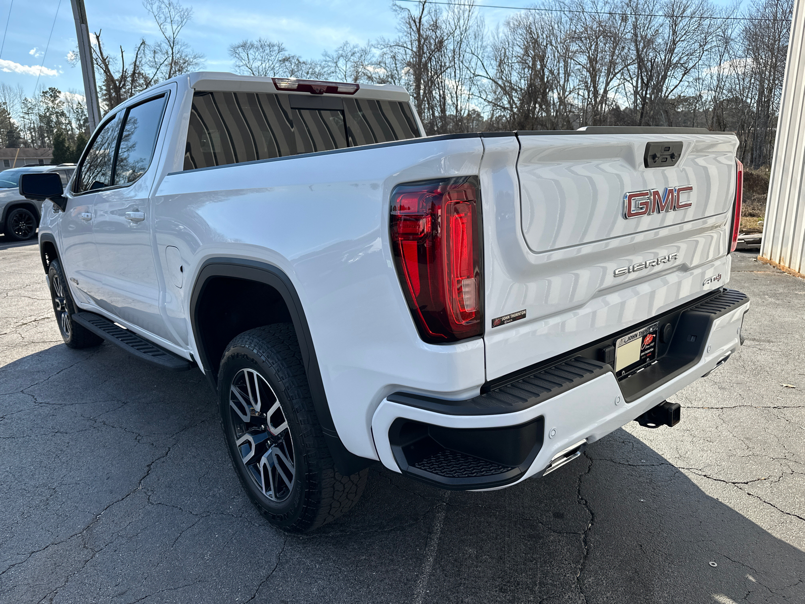 2023 GMC Sierra 1500 AT4 8