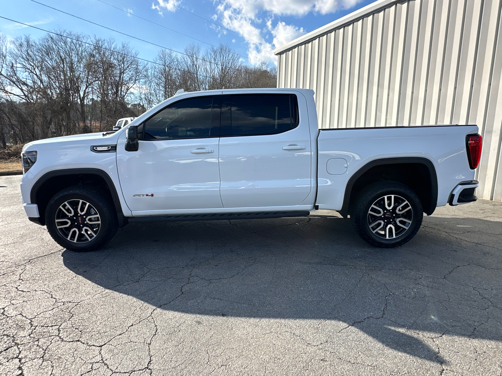 2023 GMC Sierra 1500 AT4 9