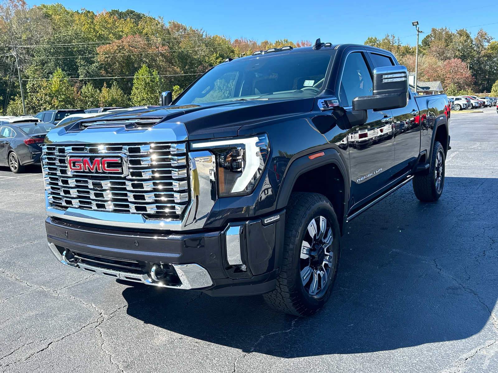 2025 GMC Sierra 2500HD Denali 2