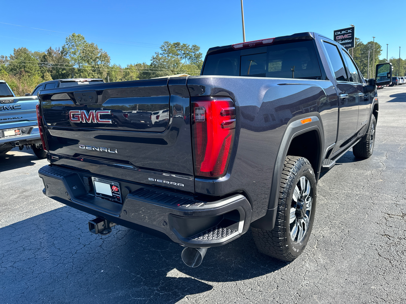 2025 GMC Sierra 2500HD Denali 6