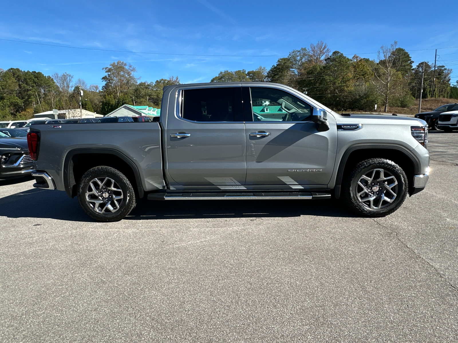 2025 GMC Sierra 1500 SLT 5