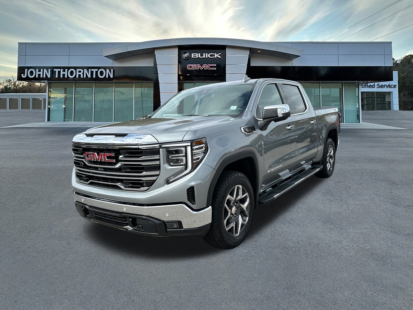 2025 GMC Sierra 1500 SLT 1