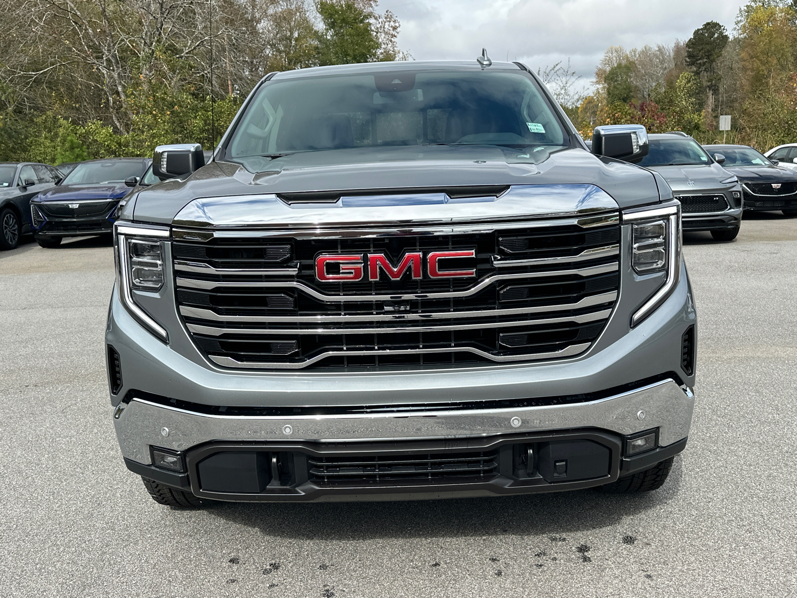 2025 GMC Sierra 1500 SLT 3