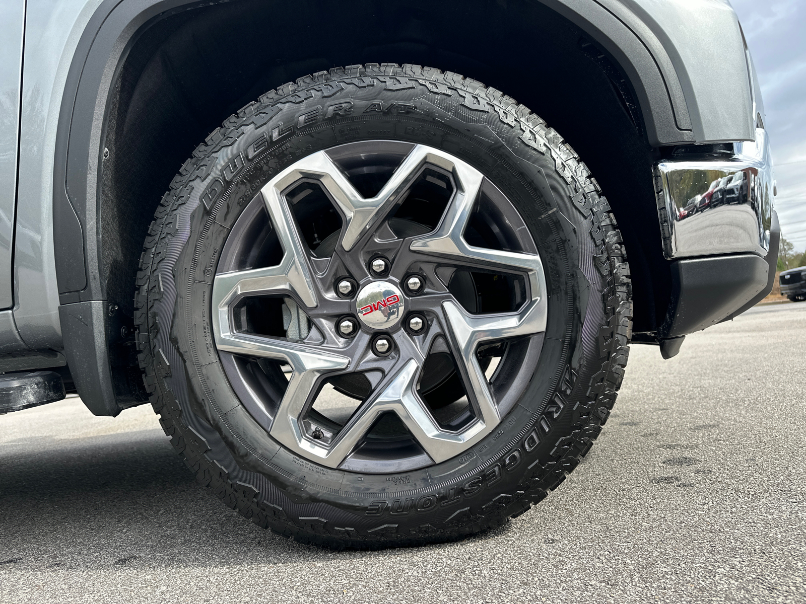 2025 GMC Sierra 1500 SLT 13