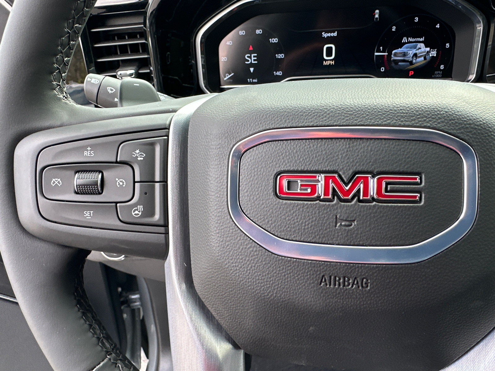 2025 GMC Sierra 1500 SLT 26