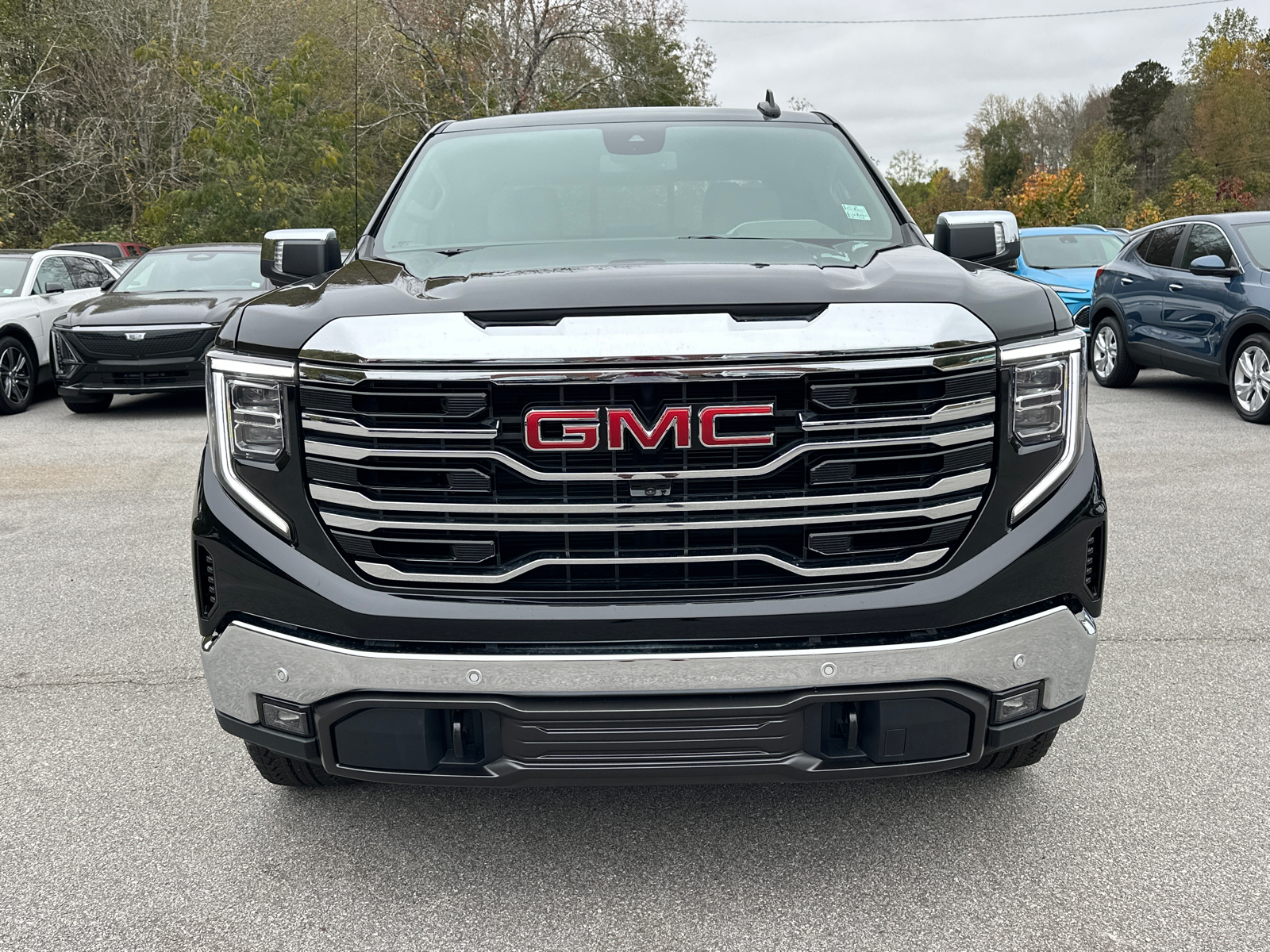 2025 GMC Sierra 1500 SLT 3