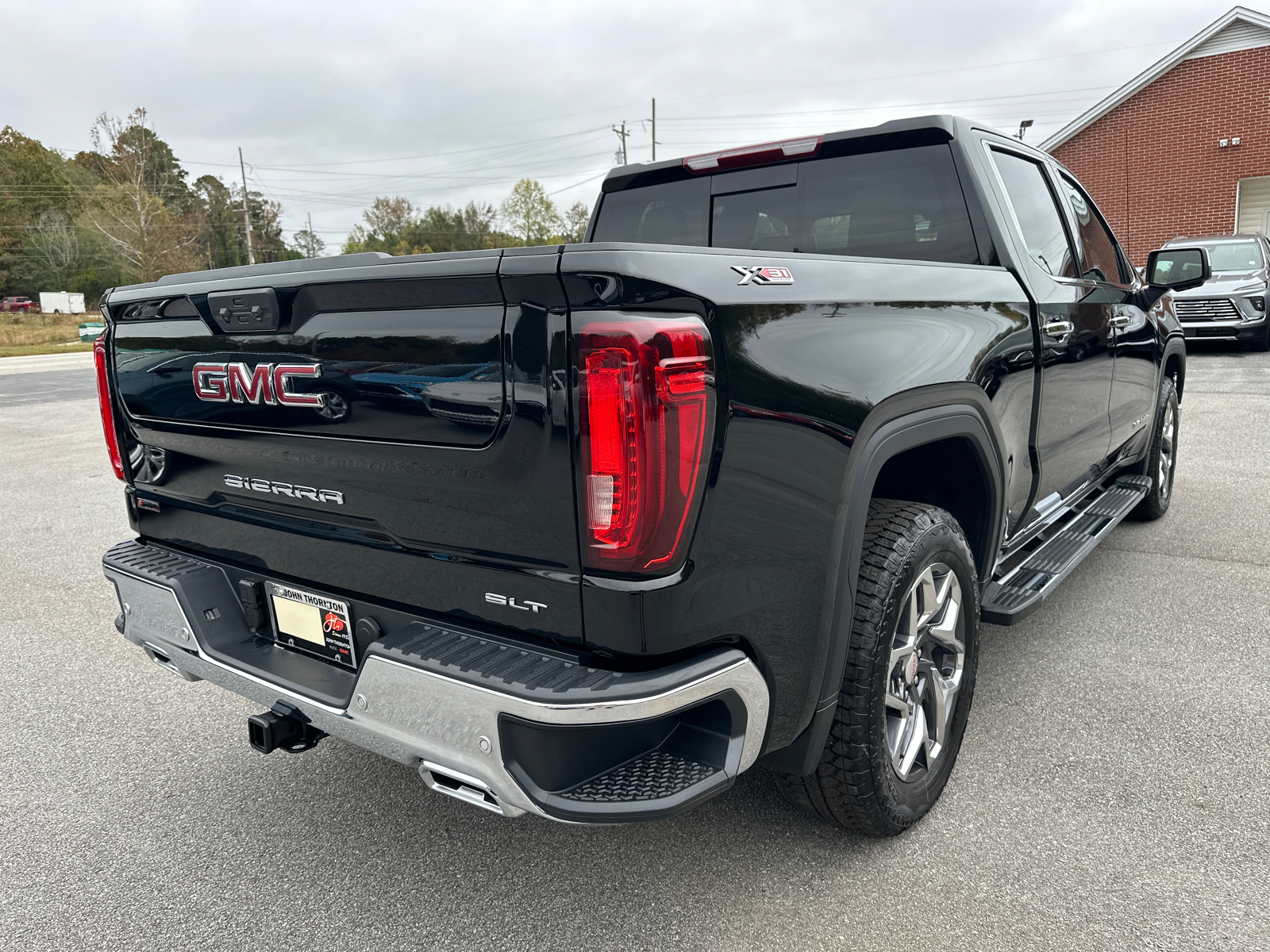 2025 GMC Sierra 1500 SLT 6