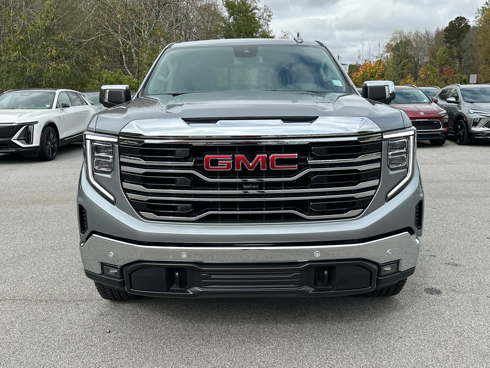 2025 GMC Sierra 1500 SLT 4