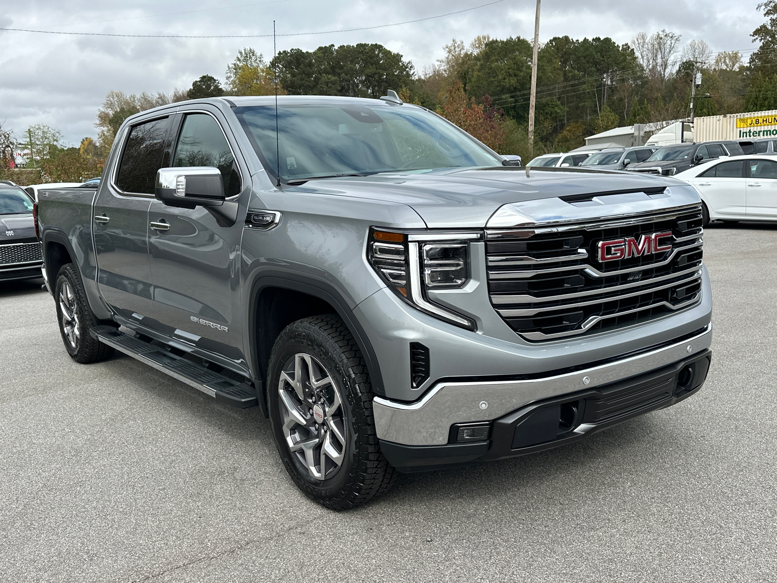 2025 GMC Sierra 1500 SLT 5