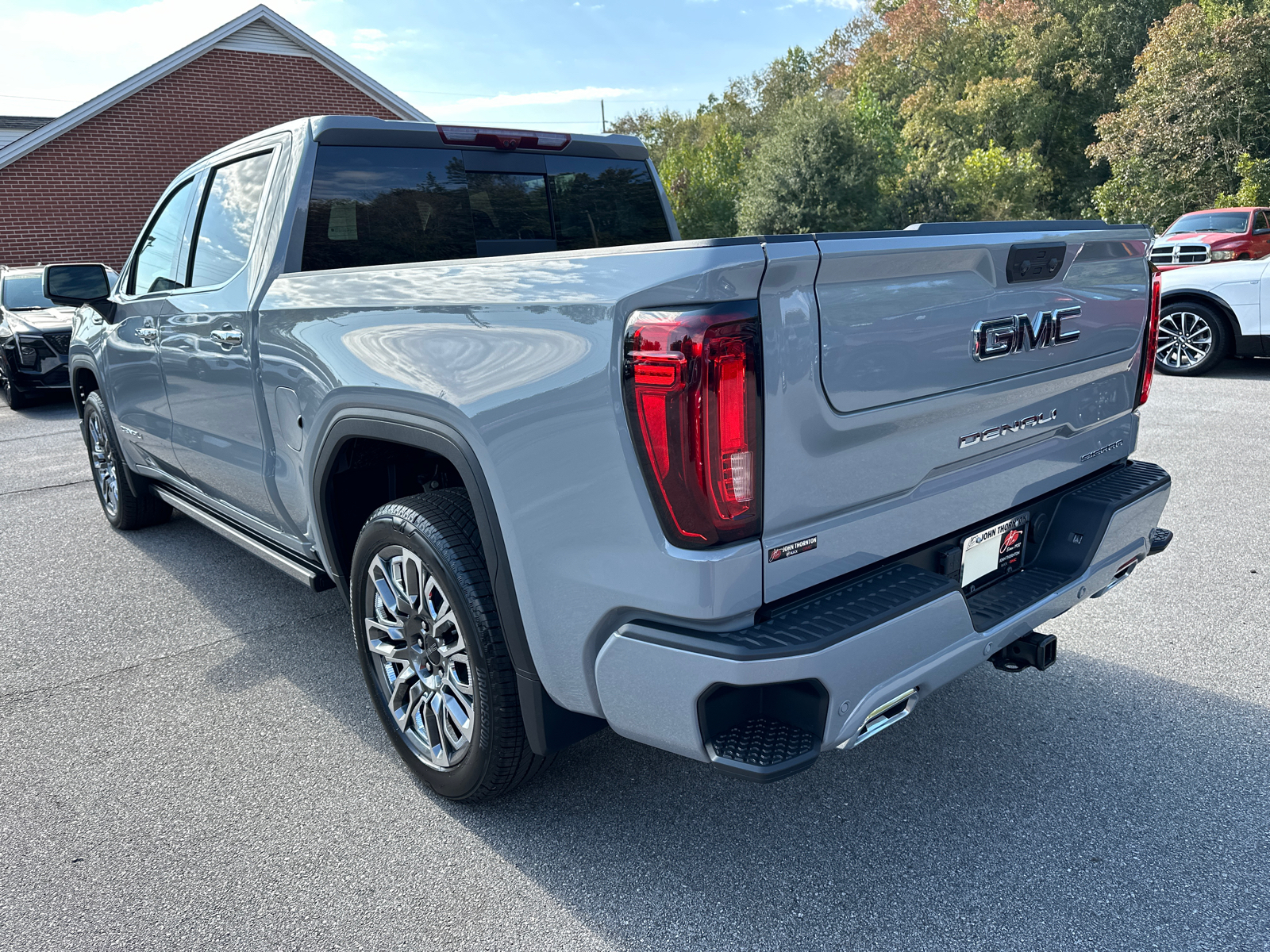 2025 GMC Sierra 1500 Denali Ultimate 8