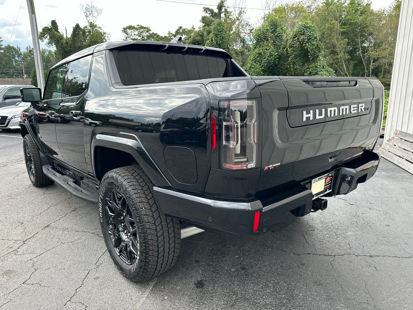 2025 GMC Hummer EV Pickup 2X 8