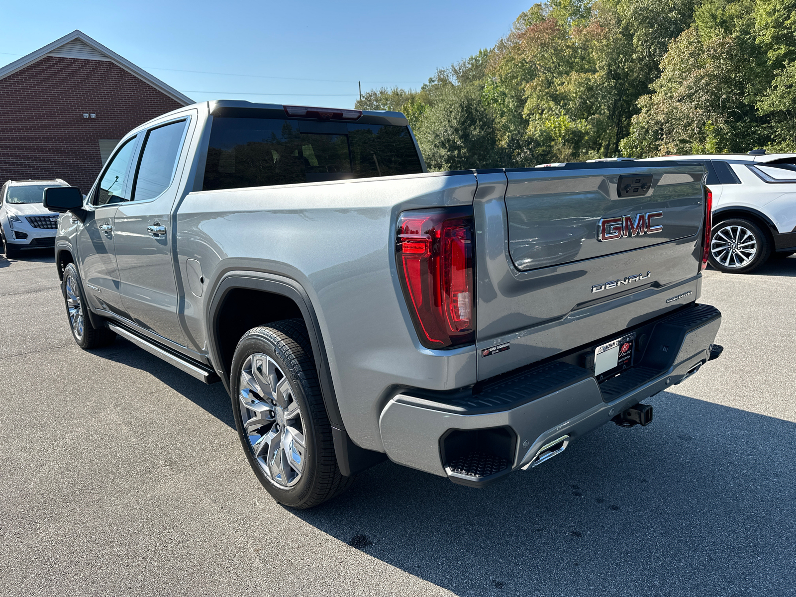 2025 GMC Sierra 1500 Denali 8