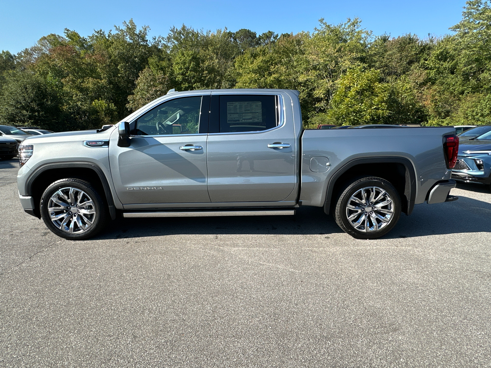 2025 GMC Sierra 1500 Denali 9