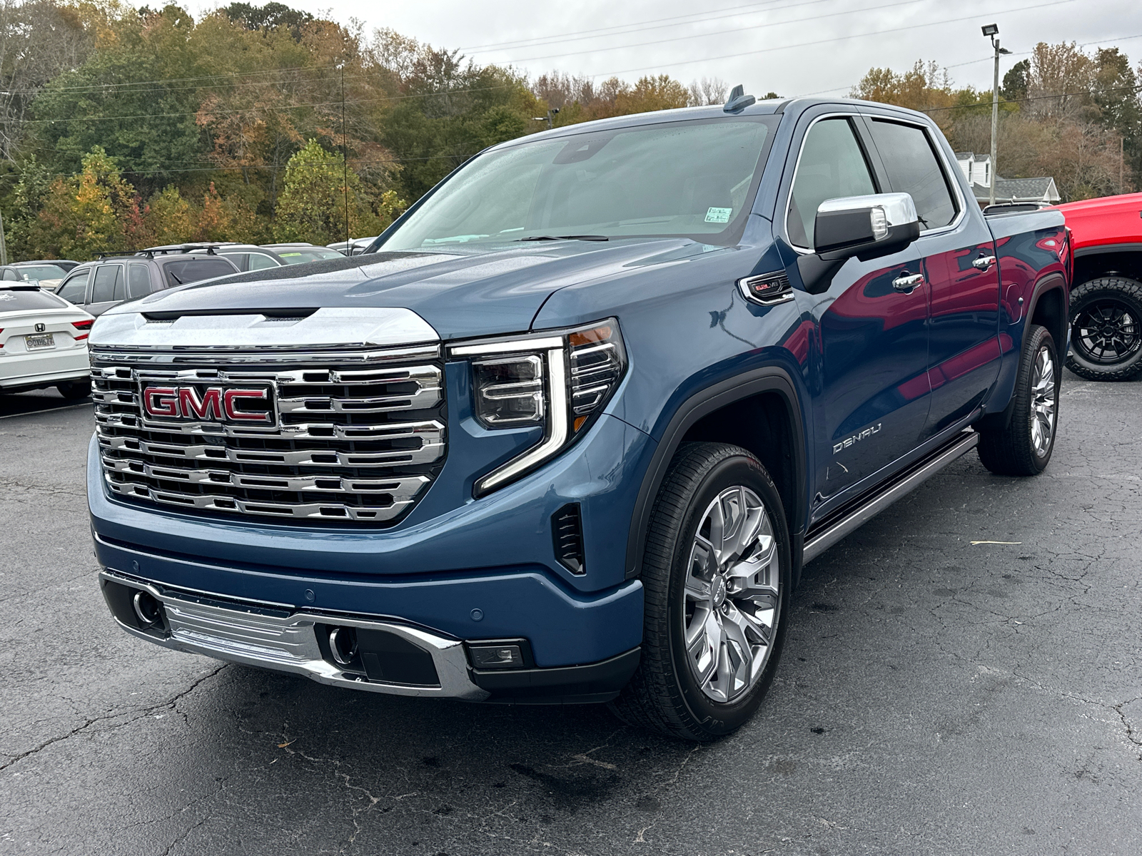 2025 GMC Sierra 1500 Denali 2