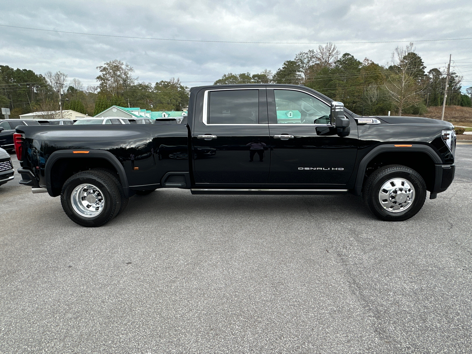 2025 GMC Sierra 3500HD Denali 5