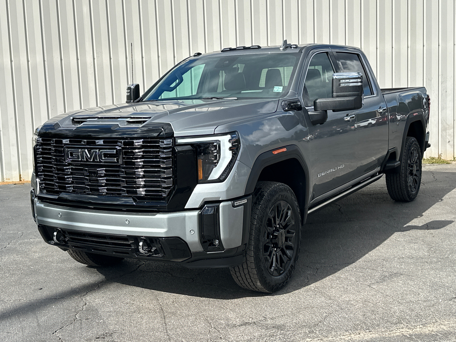 2025 GMC Sierra 2500HD Denali Ultimate 3