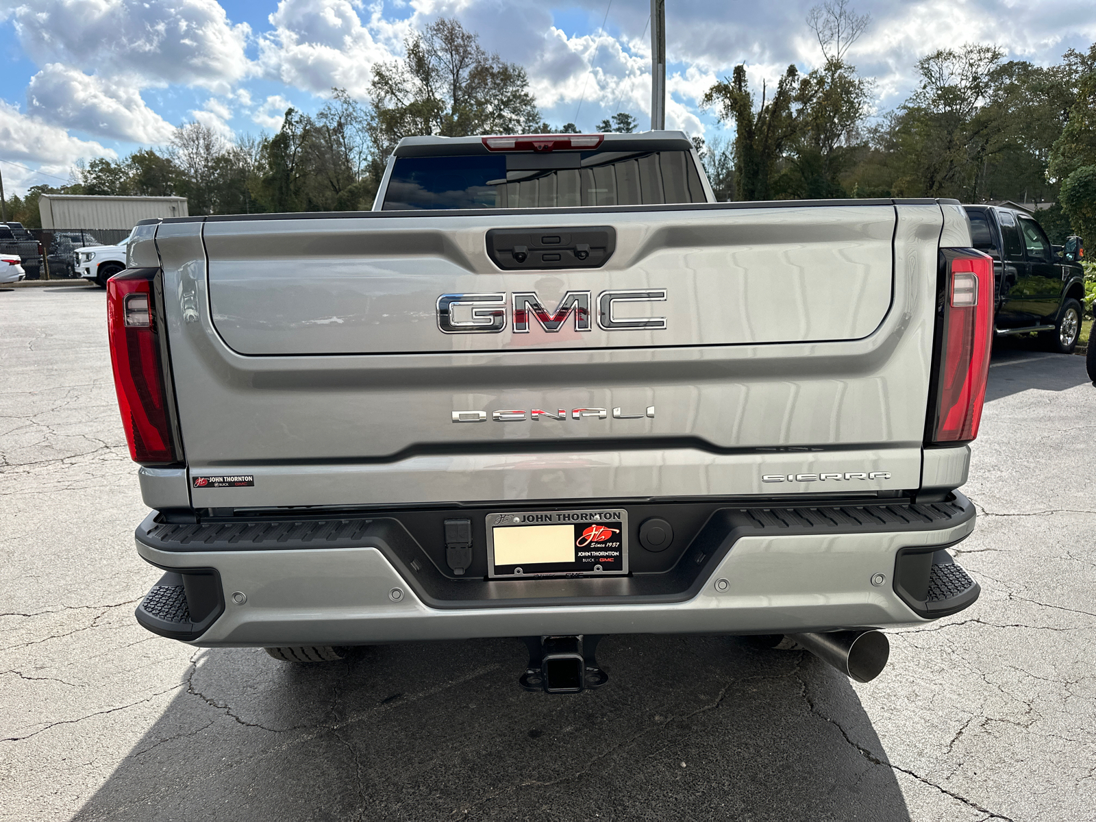 2025 GMC Sierra 2500HD Denali Ultimate 8