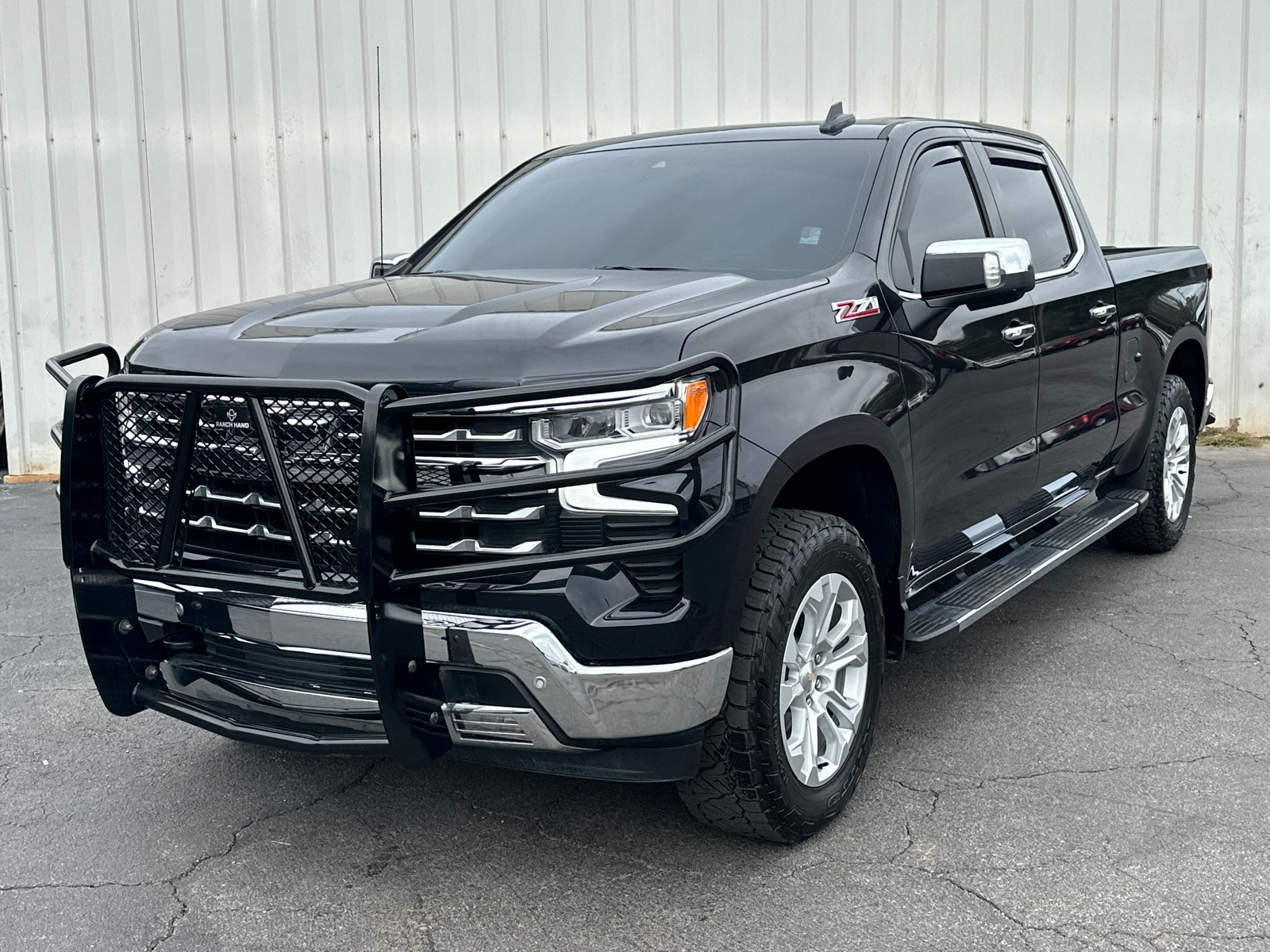 2023 Chevrolet Silverado 1500 LTZ 2