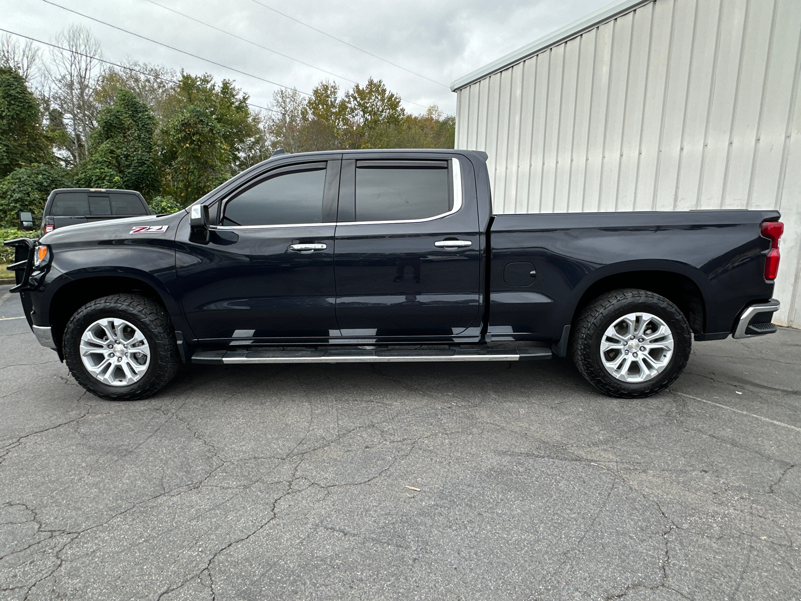 2023 Chevrolet Silverado 1500 LTZ 9