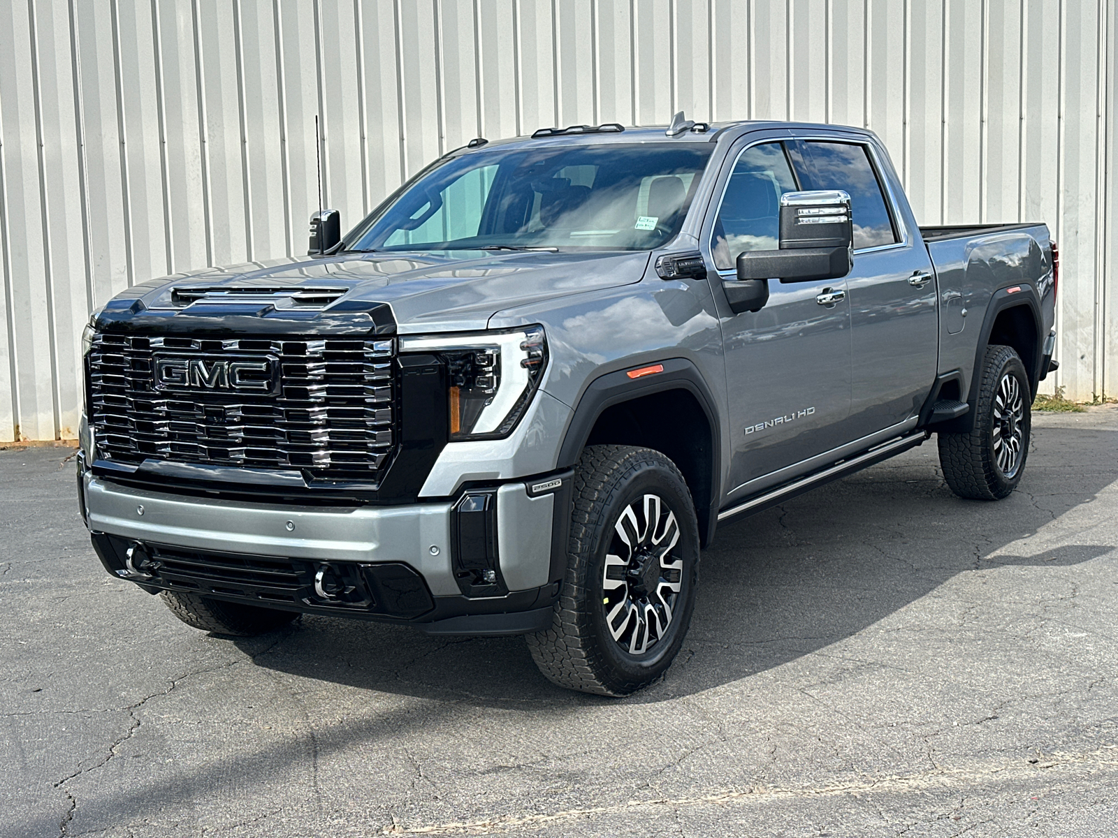 2025 GMC Sierra 2500HD Denali Ultimate 3