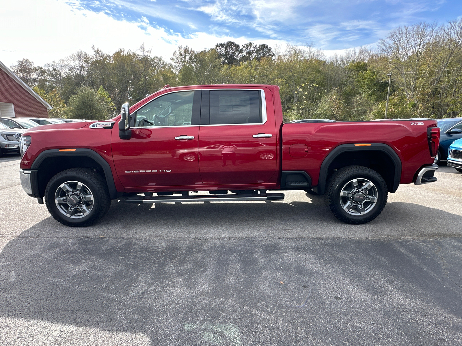 2025 GMC Sierra 2500HD SLT 9