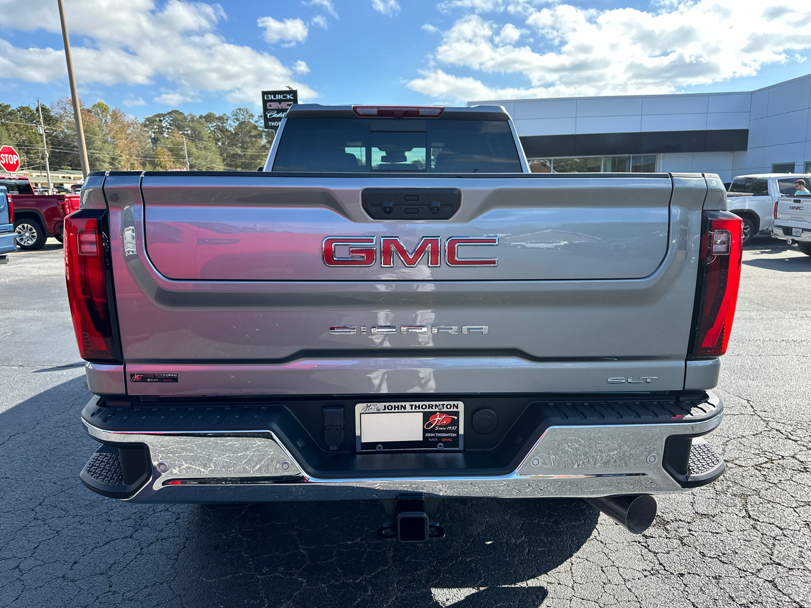 2025 GMC Sierra 2500HD SLT 8