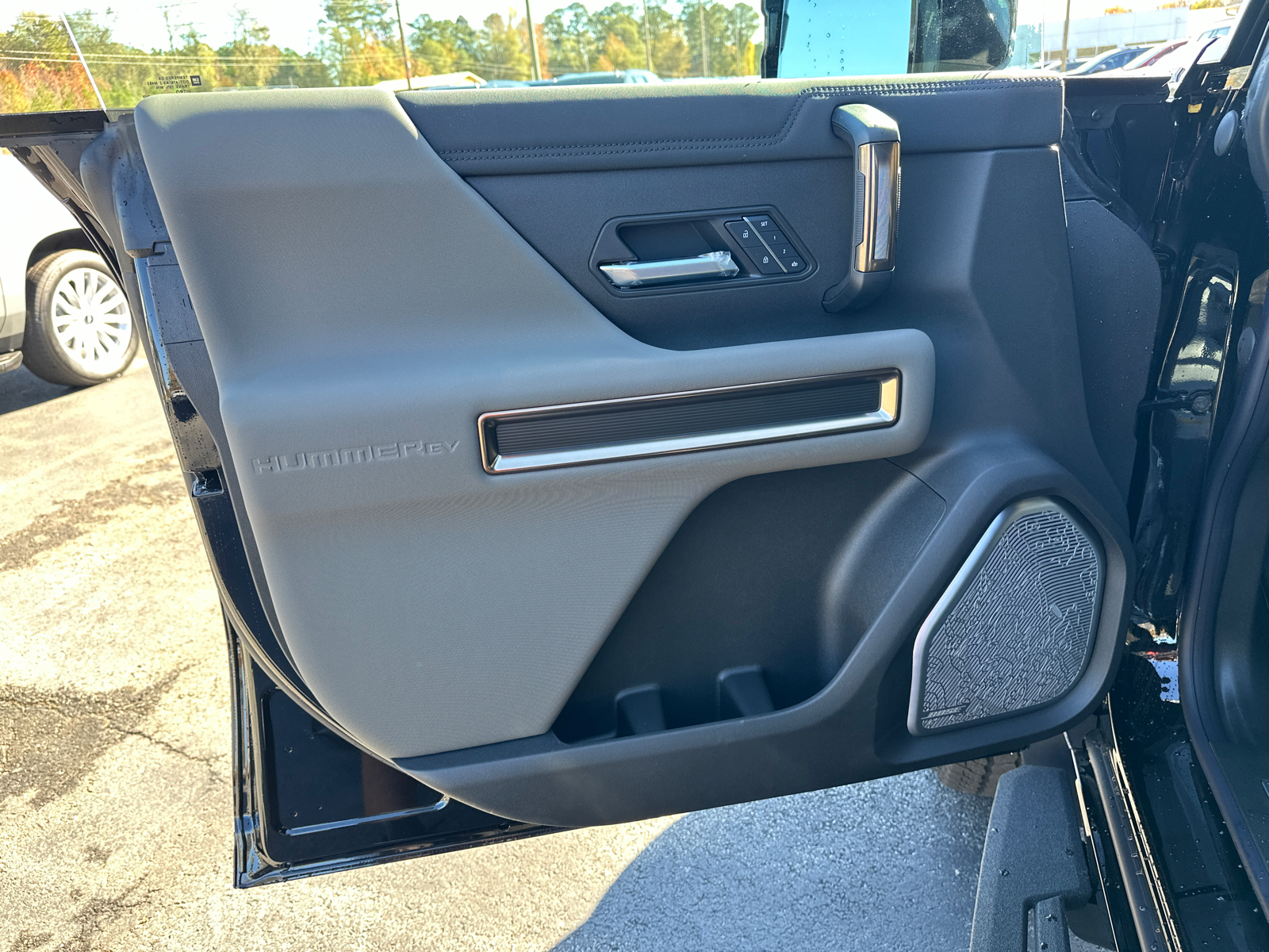 2025 GMC Hummer EV Pickup 3X 11