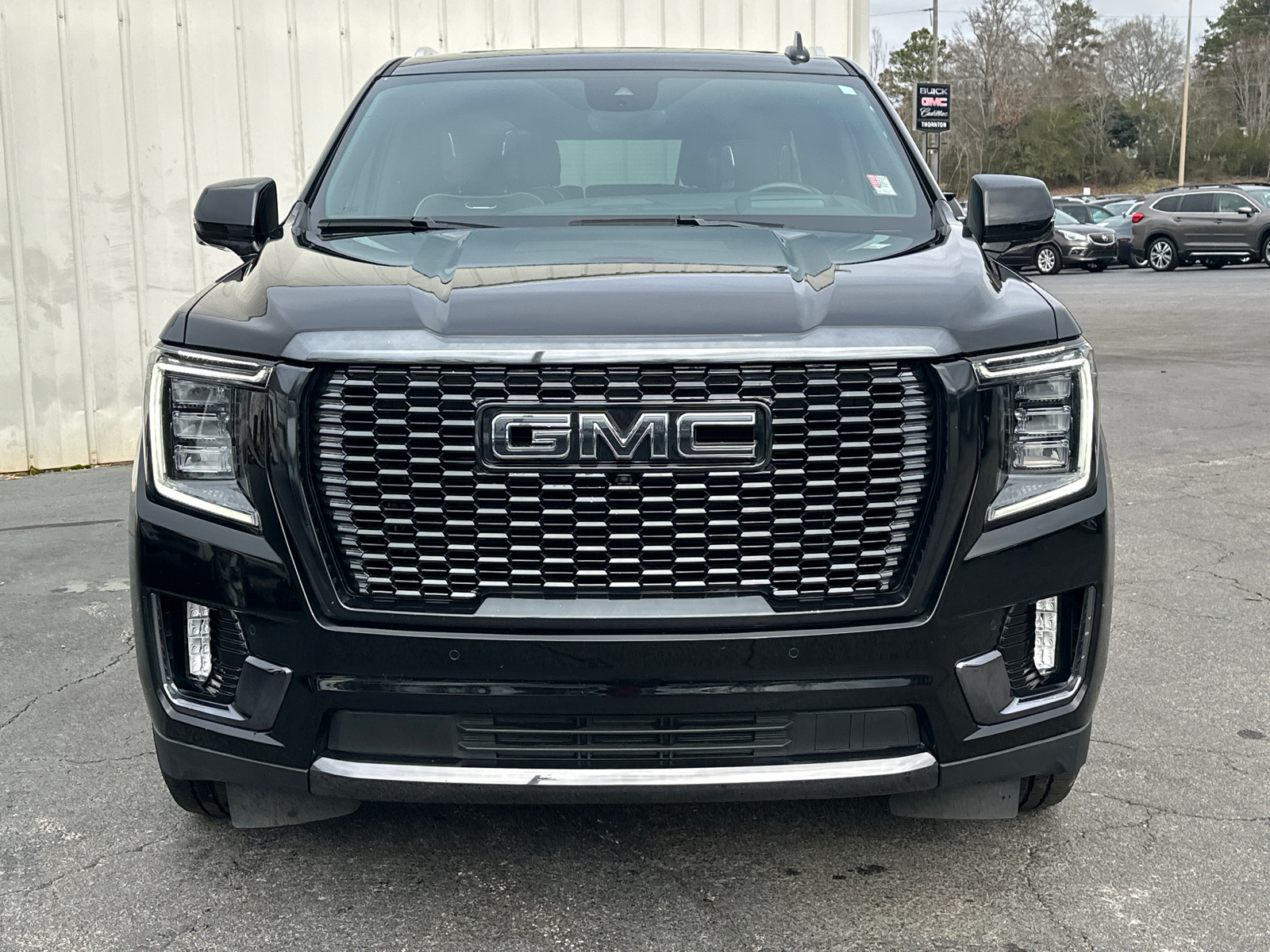 2023 GMC Yukon XL Denali Ultimate 3