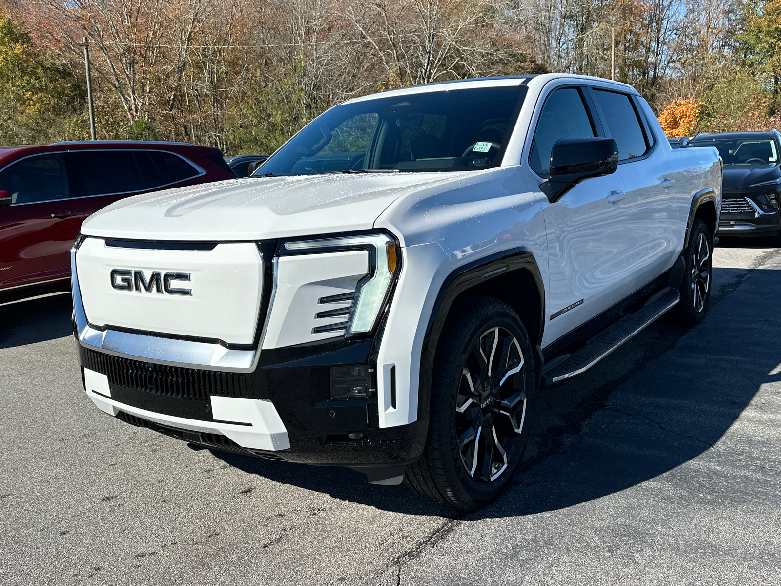 2025 GMC Sierra EV Denali 2