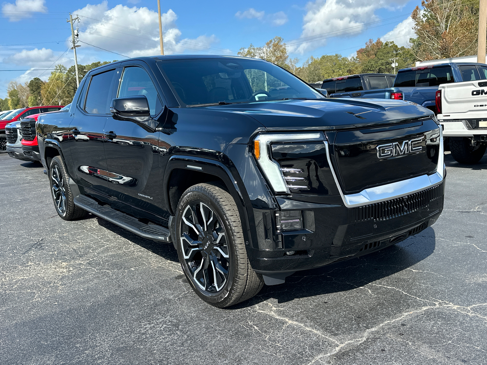 2025 GMC Sierra EV Denali 5