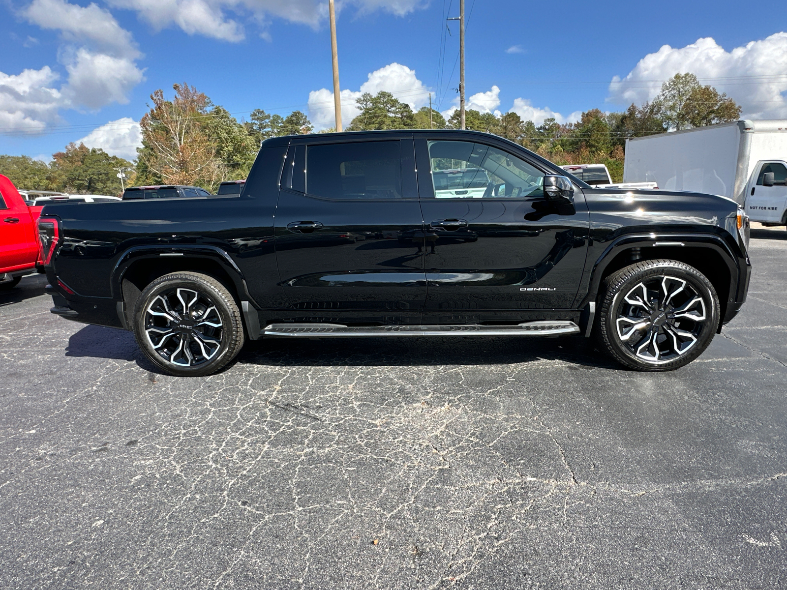 2025 GMC Sierra EV Denali 6