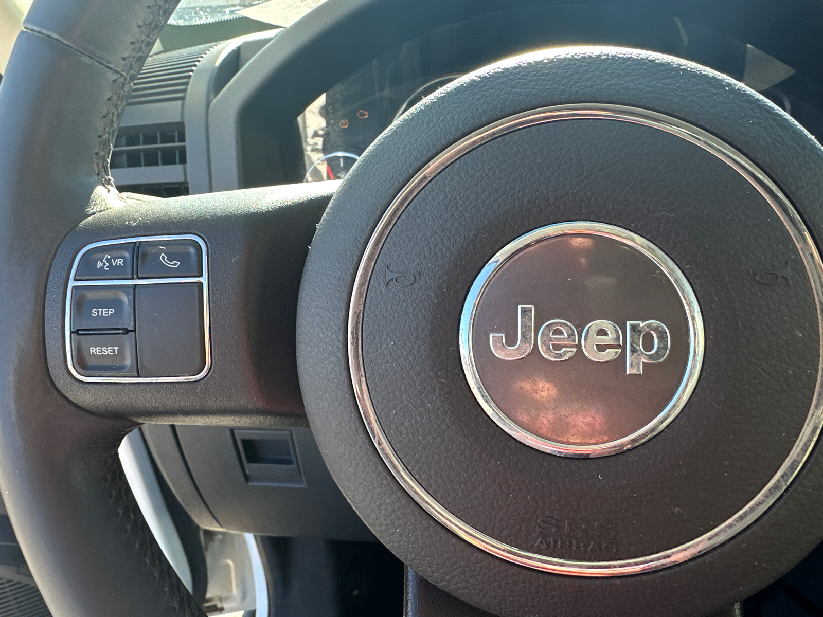 2012 Jeep Liberty Sport 25