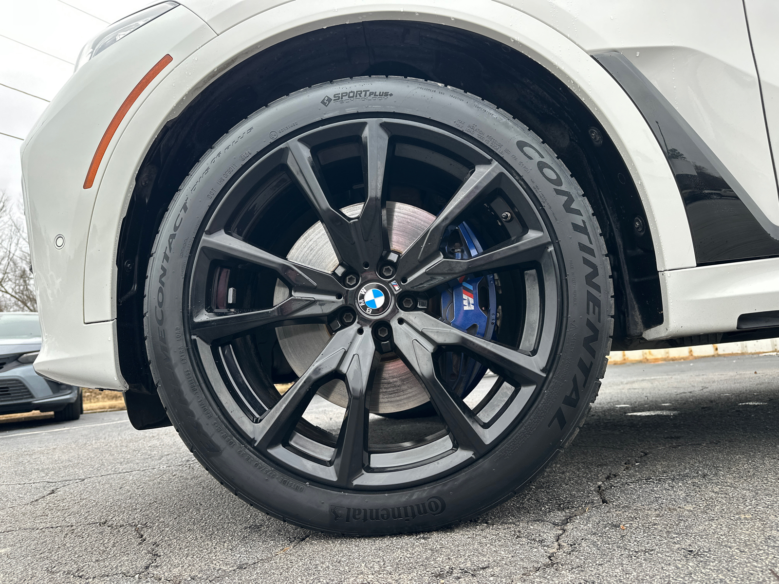 2019 BMW X7 xDrive50i 12