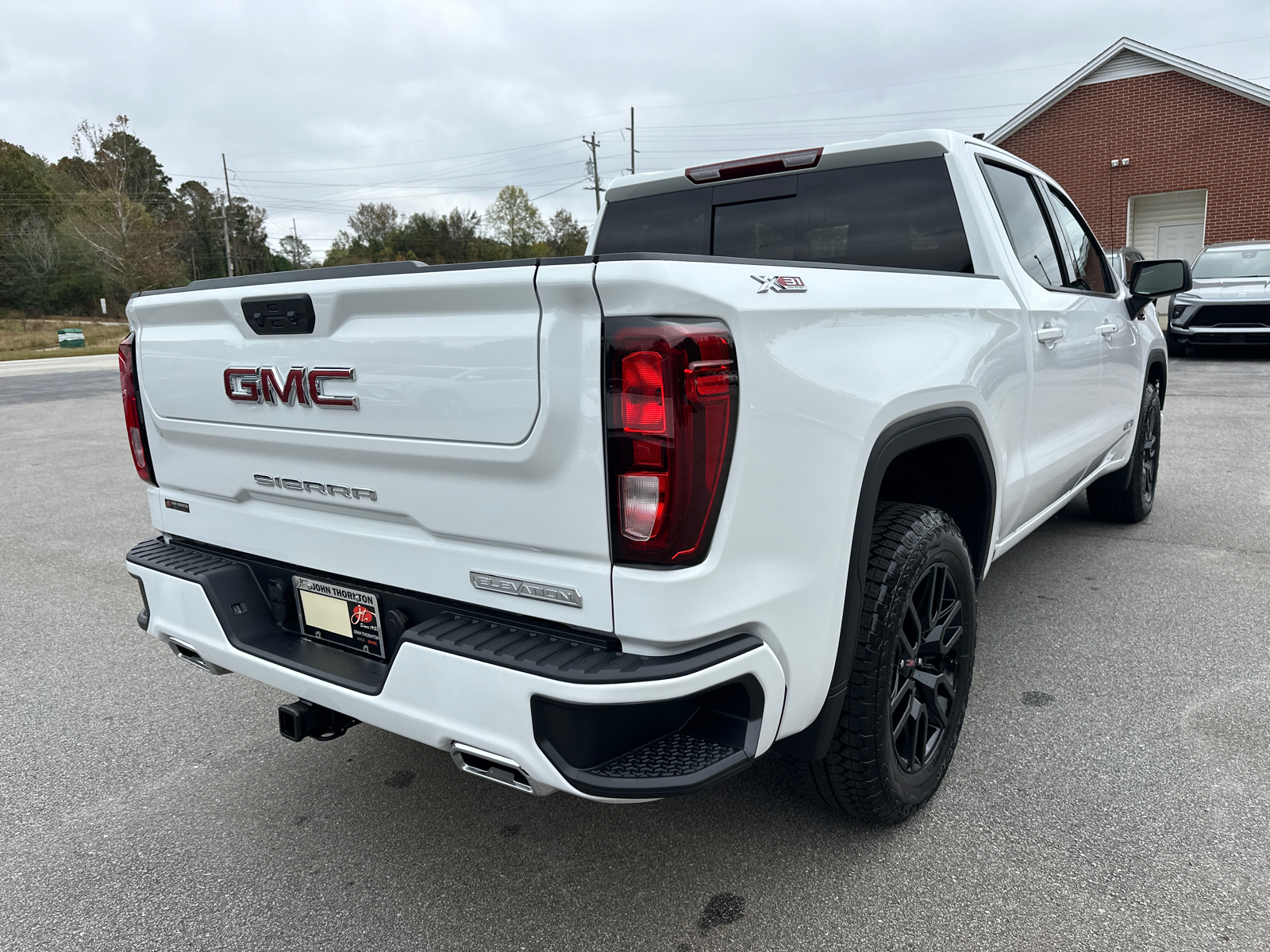 2025 GMC Sierra 1500 Elevation 6