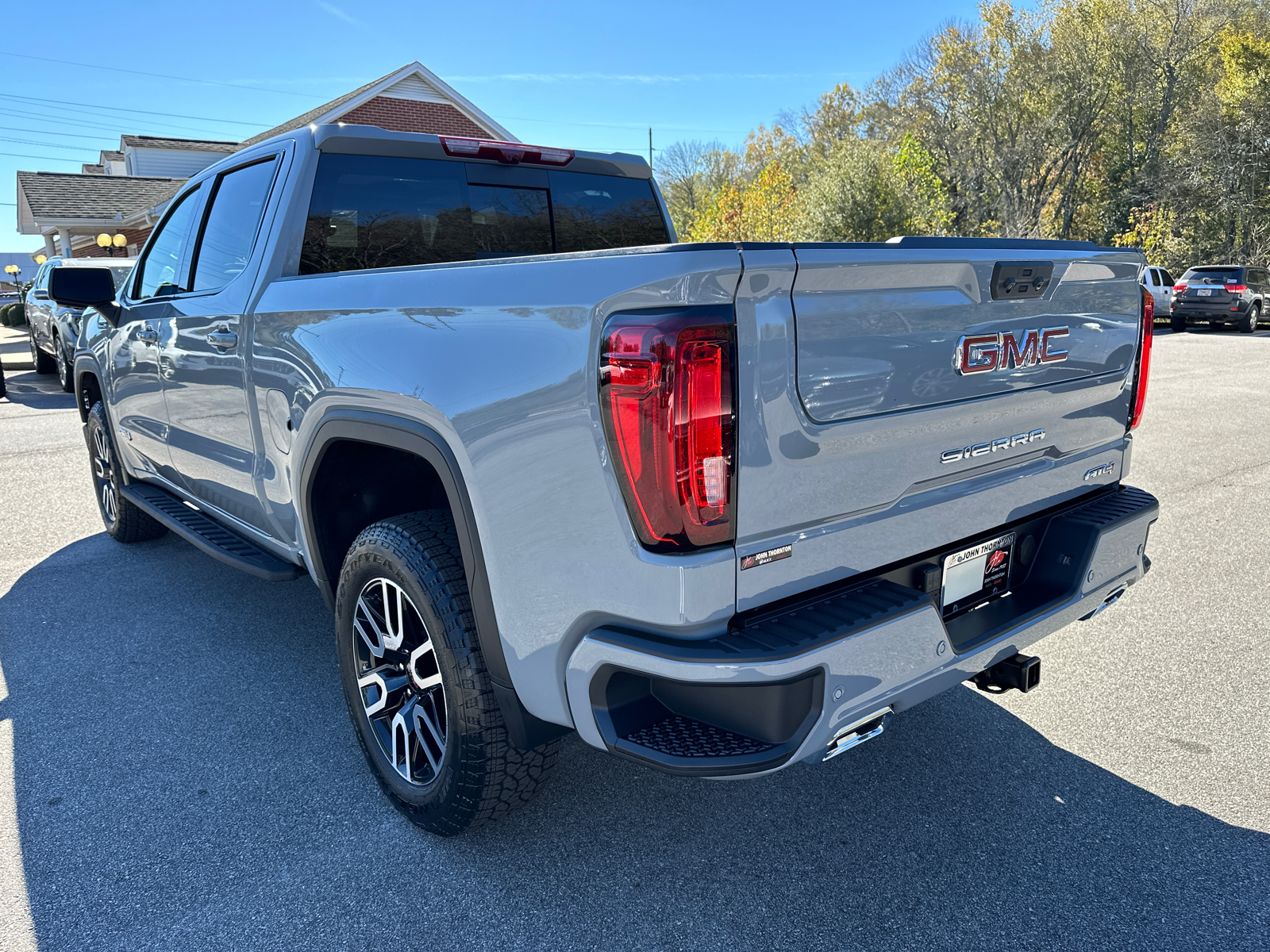 2025 GMC Sierra 1500 AT4 8