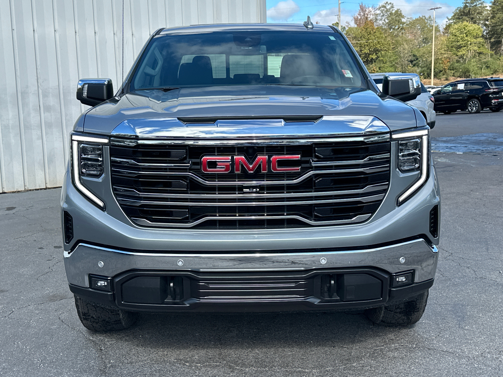 2024 GMC Sierra 1500 SLT 3