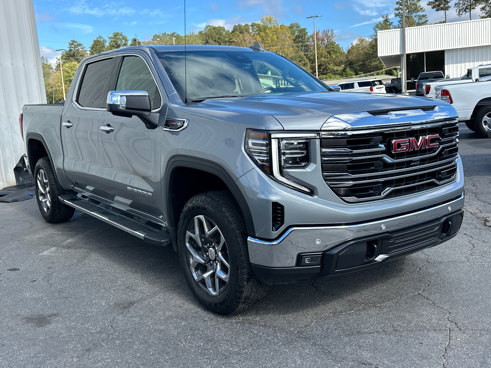 2024 GMC Sierra 1500 SLT 4