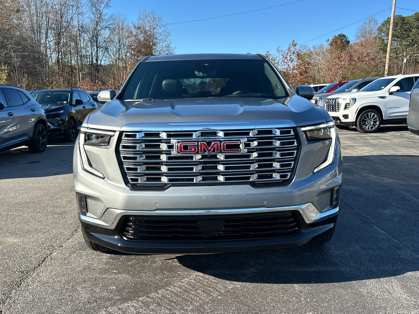 2025 GMC Acadia Denali 4