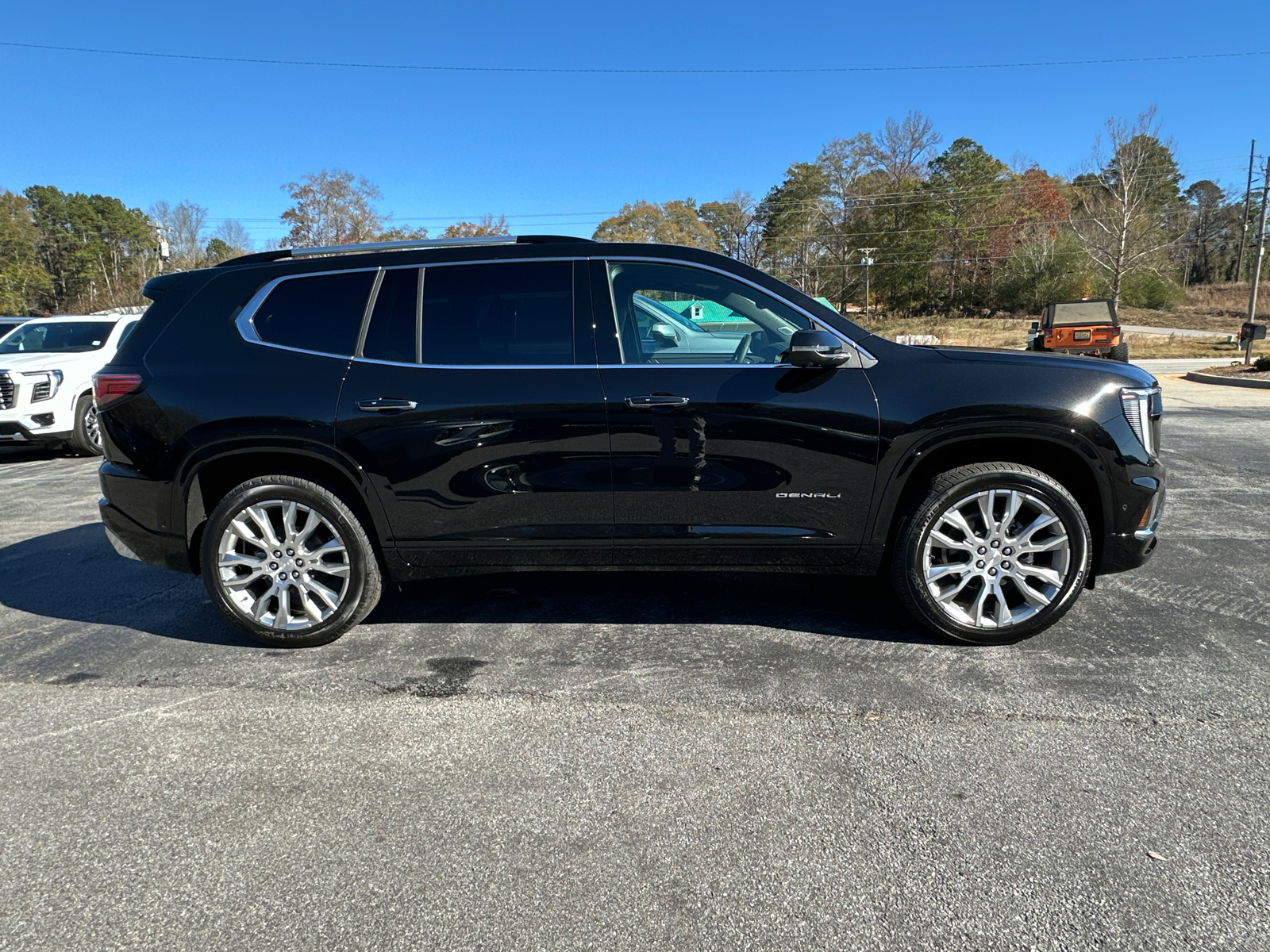 2025 GMC Acadia Denali 6