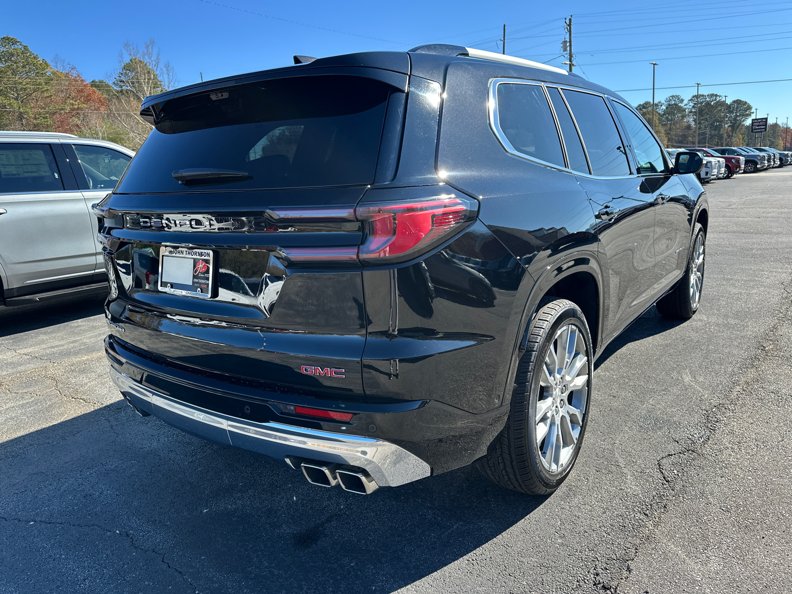 2025 GMC Acadia Denali 7