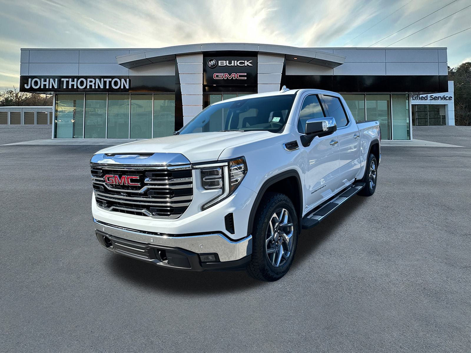 2025 GMC Sierra 1500 SLT 2